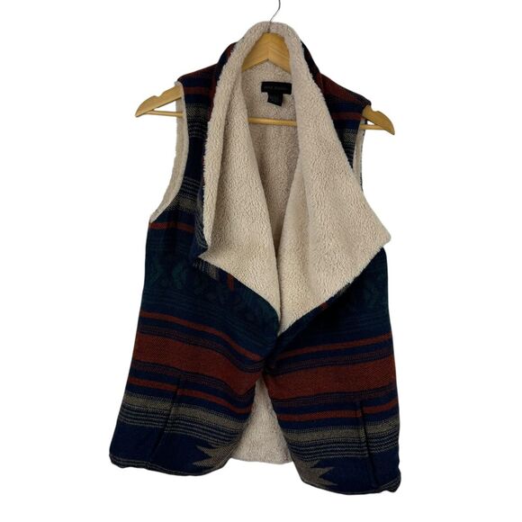 Steve Madden Sherpa Vest Sz XS/S‎ Aztec Print Sleeveless Faux Fur Lined Western - Picture 1 of 10